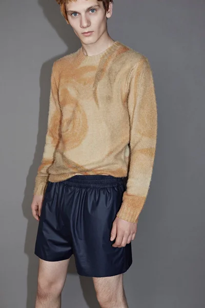 Look 4